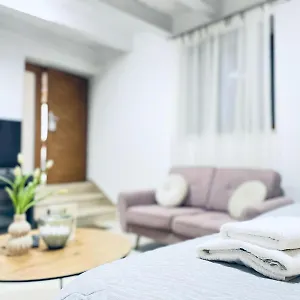  Apartman With Free Parking